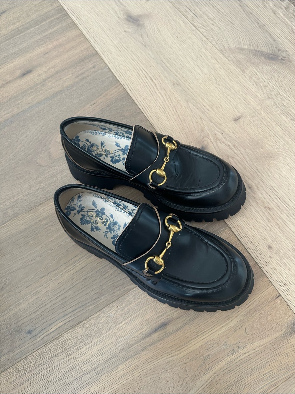 Gucci Black Leather Horsebit Loafers with Gold Hardware - Picture 2 of 11